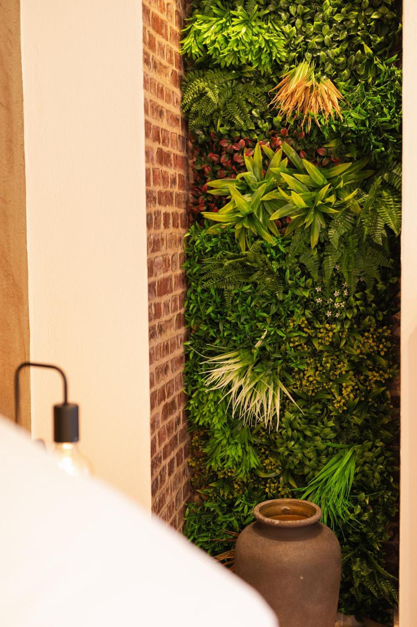 Gardens Of Babylon Suite By Heaven'S Hall Luxury Suites 亚历山德鲁波利斯 外观 照片